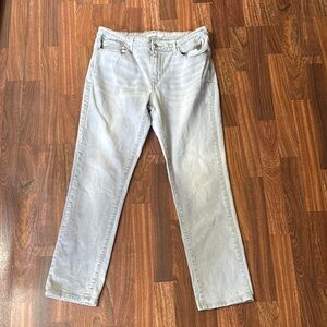 Levis Light Gray Mid Rise Skinny Jeans